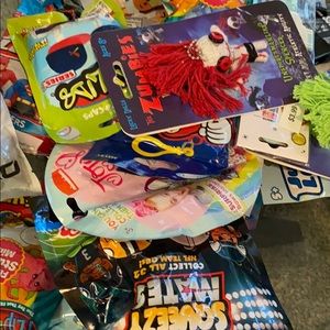 Mystery box 3-5 items $7